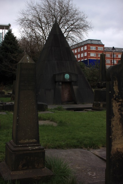 William MacKenzies tomb in Liverpool