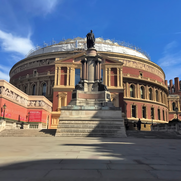 In subTOURING destination London, Royal Albert Hall is a place to visit