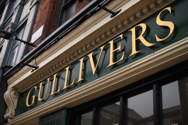 In subTOURING destination Manchester, Gullivers is a place to visit