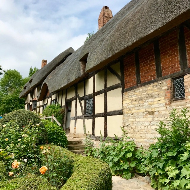 In subTOURING destination Rock am Ring to Download, Anne Hathaway's Cottage is a place to visit